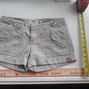 Badge shorts